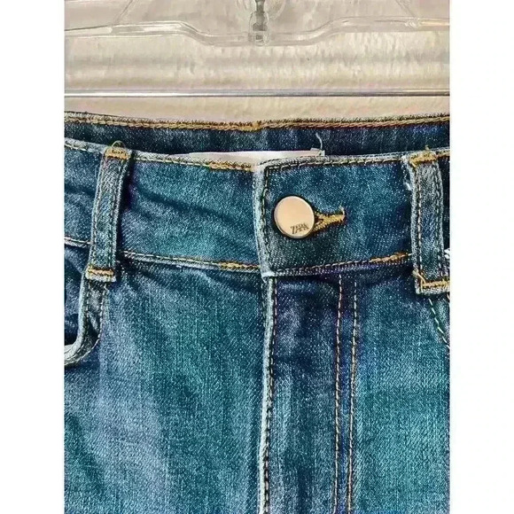 Zara Women Sz 2 High Rise Straight Fray Hem Ankle Jeans Mid Blue - Picture 7 of 9